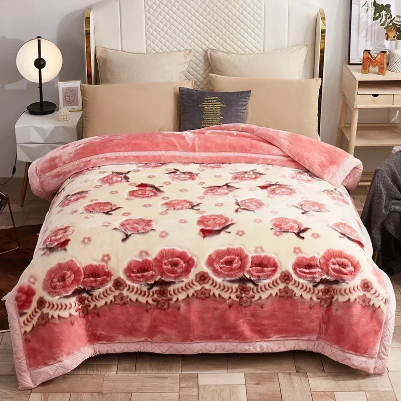 Warm Double-Sided Plush Blanket for Winter and Autumn