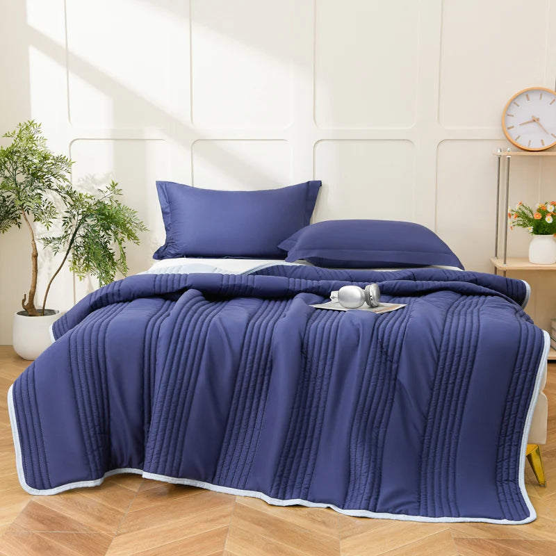 Lightweight Reversible Quilted Summer Blanket for Bed